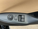 DVDプレーヤーにUSBソケットが2口ございます。お好きな音楽を車に持ち込んで聴くことが出来ます。走行中にDVD映像の再生はできません