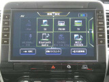 純正10インチメモリーナビです。 ラジオ、CD・フルセグTV、Bluetoothオーディオ接続が利用可能です。