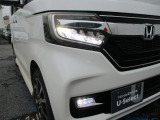 ヘッドライトは「LED」!!!明るさもですが、何よりかっこいい♪