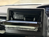 DVD/CD再生のほかにもフルセグTV、ミュージックサーバー、Bluetooth連携機能も装備されとっても便利です!