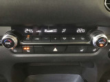 空調はAUTO エアコンですので、温度設定するだけで後は車が管理してくれます。快適な室内空間です!