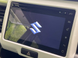 【メーカー純正ナビ】インテリアに溶け込むスタイリッシュな「専用設計」メーカーナビを装備♪視認性や操作性など基本性能にも優れ、より上質なカーライフをお楽しみいただけます。