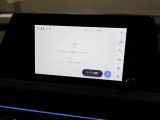 ディスプレイオーディオを装備。スマホとクルマをつなぐことで、これまでのナビに加えて、色々なサービスが楽しめます。