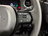 Hondaセンシングの機能のひとつ、アダプティブクルーズコントロール付!アクセルから足を離しても設定したスピードと前車との車間を保ち走行してくれます!車線維持もアシスト☆高速道路で疲労軽減ですね☆