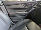 パワーウィンドウのスイッチですよ。運転席に居ながら窓を開け閉めのコントロールできます。
