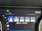 レーンディパーチャーアラートとは車線または走路からの逸脱の可能性を警告すると共に、車線または走路からの逸脱を避けるためのハンドル操作の一部を支援する機能です。詳細は販売店スタッフまでおたずねください。