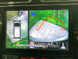 【アラウンドビューモニター】専用のカメラにより、上から見下ろしたような視点で360度クルマの周囲を確認することができます☆死角部分も確認しやすく、狭い場所での切り返しや駐車もスムーズに行えます。