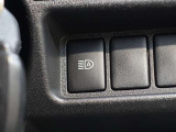 オートマチックハイビームを装備しております☆先行車や対向車のライトを認識し、ハイビームとロービームを自動で切り替える機能です!夜道の視界を確保してくれますので安心ですね♪