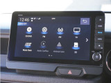 【スマートフォン連携】AppleCarPlay・AndroidAutoでスマホ連携が可能。対応するアプリをディスプレイで操作できます。
