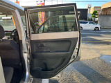 お車の状態は内外装共にとても綺麗な状態を保っておりますので私共でも自信を持ってお薦め出来る1台です!!