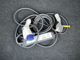 普通充電用の200V充電ケーブルを標準装備しています。(単相:200V・長さ:7.5m)