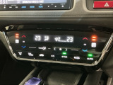 フロント両席にはシートヒーターが付いています!寒い日に便利な装備ですね。