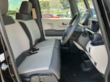 店舗併設のサービス工場にてホンダ車を知り尽くしたサービススタッフが心を込めて納車整備を実施致します。