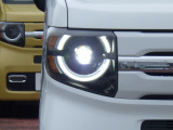 ★LEDヘッドライト搭載★ 白っぽく光る明るく省電力なLEDライト!先進的な白い輝きでフロントフェースを引き締めます☆