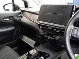 ようこそオートエムワンへ!この度は弊社在庫車輛を、ご覧頂きまして誠に有難う御座います。豊富な自社在庫からお好みのお車をお選び下さいませ。