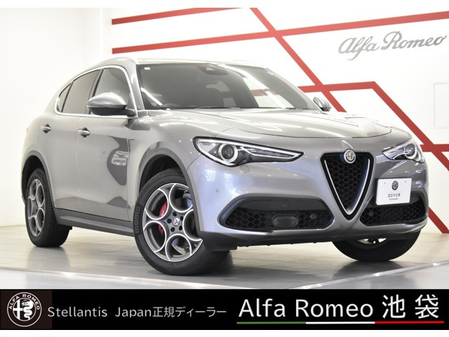 ステルヴィオ 2.0 ターボ Q4 スポーツパッケージ 4WD