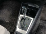 ゲート式シフトが採用されているため一直線なタイプのシフトと比べ、シフトチェンジの時にシフトミスが起こりにくい作りになっているため安心です