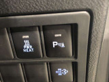 コーナーセンサーを車の前後に装備。障害物までの距離に応じて警告音を変えてお知らせ。縦列駐車時や駐車場・車庫などでの取り回しをサポートします。詳細は販売店スタッフまでおたずねください。