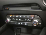 運転席&助手席にシートヒーター付き! 快適なドライブを!!