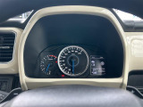 視認性の良いスピードメーターで夜も見やすく表示されますので夜道も安心ですね。
