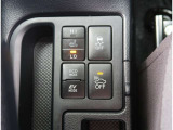 【シートヒーター】寒い日の運転など冷えやすい脚部を快適に温めてくれる。嬉しい機能♪