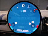 クラシック感を残したデザインのメーターパネルです。