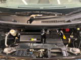 エンジンルームもクリーニング済みできれいですよ。日産の整備士がしっかりと丁寧に点検していますので安心してお乗りいただけます