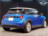 MINI認定中古車は第三者品質評価制度も採用しております。AIS方式による車両品質評価制度も導入し公平な車両コンデション評価を行うことにより車両品質の透明性を高めると同時に更なる信頼と安心をお届けします