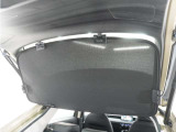 荷室を覆い保護してくれるカバーを装備!。プライバシー保護にも役立ちます。