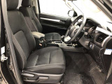 【運転席・助手席】です!実際お座りいただくのが分かりやすいと思いますので、ぜひお気軽にご来店ください♪状態もいいですよ☆