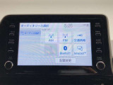 Bluetooth(ブルートゥース)接続機能付き。スマートフォンなどからお気に入りの音楽をワイヤレス再生できます。ドライブがさらに楽しくなりますね。