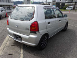 車両、磨きコーティング済みで目立つ傷凹みなく、全体的に艶があり大変キレイで良好なコンディションです。