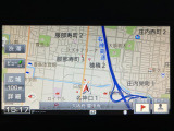 お出かけ時に便利なナビ付き!