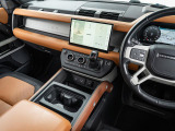 ボディへのガラスコーティング【ハイモースコート】施工承ります。モース硬度8、クリスタルに匹敵する硬質ガラス状被膜に従来品よりも高まった撥水耐久性能、深淵な艶を実現し、大切な愛車を守ります。
