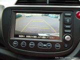 画質もキレイなバックカメラ、車庫入れが苦手な方も運転が好きになるはず。