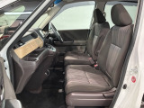 豊富に在庫を取り揃えています。 軽自動車からミニバン、セダン、SUV、話題のハイブリッド車などなど続々入荷中です!