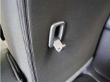 ◆フック◆ちょっとした買い物の袋を吊り下げたり、ゴミ袋を吊り下げられるコンビニフックがあり車内を転がらず便利です!