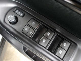 全席オートパワーウィンドウ☆窓の全閉全開が自動で出来るので便利ですよ♪