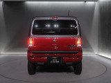 LEDテールライトで後方車両にも見やすい設計になっています♪