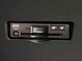 ETCカードを挿入することで高速道路をキャッシュレスで通行。ETCスマートインターチェンジやETC専用インターチェンジが利用できたり、とても便利なアイテムです!保証は修理保証のみとなります。