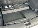 買い物時の荷物を無理なく載せられる、クラストップレベルの荷室容量