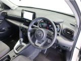 見通しのよいすっきりとした視界で、誰でも運転しやすいです。