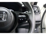 Hondaセンシングの機能のひとつ、アダプティブクルーズコントロール付!アクセルから足を離しても設定したスピードと前車との車間を保ち走行してくれます!車線維持もアシスト☆高速道路で疲労軽減ですね☆