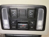 運転席の操作でオートスライドドアが開閉します!同乗者に優しく!とっても便利な機能です!