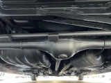 防錆塗装施工済車両です!下廻りは錆が少なく状態がいいことが伺えます。マフラー防錆塗装も承っております。お気軽にご相談ください。