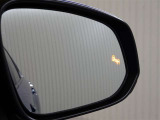 後方からの車の接近を教えてくれるブラインドスポットモニター♪※あくまでも補助的な装置なので目視確認もお忘れなく!