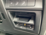純正ETCも装着されています☆ETCをご利用の場合は再セットアップ費用￥3,300-が別途必要となります。車載器はグローブボックス内に設置なので盗難防止にも役立ちます☆