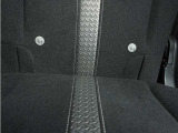 ◆ISOFIX◆シートベルトいらずでチャイルドシートと固定金具を連結するだけでガッチリ固定できます。