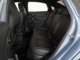 ご納車前に行います点検100項目におきまして、専用のテスターやツールを用いて細かな診断を行います。