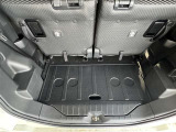 通常の荷室はこのようになっております